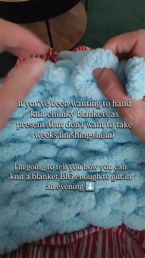 All you need is chunky chenille yarn, your hands and instructions that explain every single step - even if you've never knitted before. . I wrote my chunky knit blanket tutorial (with picture & video tutorials) so you have everything in one place! From where to buy the yarn, to beginner mistakes to avoid so you don't find yourself starting out more than you'd like..the guide has it all. . Just comment guide for the link 🧶🧶 #chunkyknitblankets #knittingwithoutneedles #chunkyknitthrow #chunkykni