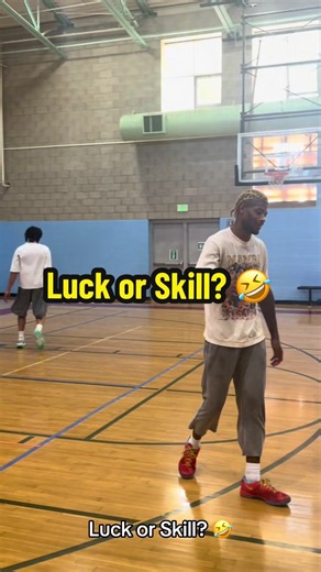 Skill 🤣 #fyp #1v1 #basketball #skill #dreads | basket ball