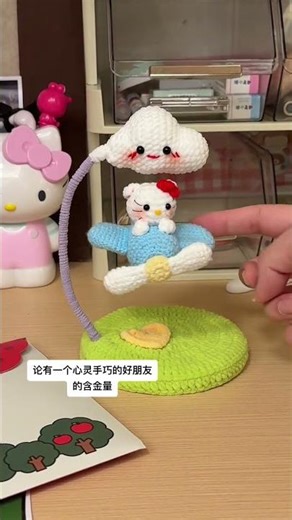 hellokitty is on a plane, DIY DIY is too cute, right?