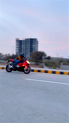 Scenic routes/shortcuts Use max volume for best experience #bmws1000rr #s1000rr #bmwmotorrad #raw