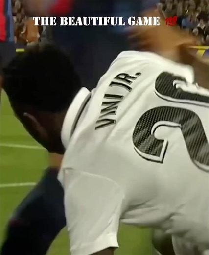 Beautiful Moments of True Sportsmanship in Football 💙⚽