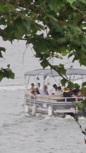 4.4K views · 164 reactions | Kim Namjoon of BTS leaving BTS Festa in a boat! After his performance in Seoul at 'BTS Presents Everywhere', Namjoon left via a boat on the Han River and waved goodbye as he departed. . #bts #btsfesta #btspresentseverywhere #tastesseoulgood #kimnamjoon | Tastes SEOUL Good | Facebook