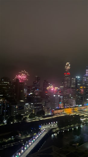 JELENA DOKIC 🇦🇺🇦🇺🇦🇺 on Instagram: "3,2,1…..Happy New Year from Melbourne. Wishing everyone a wonderful 2026. 🥳🥳🍾🍾🎆🎆🎇🎇🥰🥰 #happynewyear #melbourne"