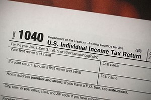 How Much Tax Should Be Withheld From Your Paycheck? Updated IRS Tool Will Help