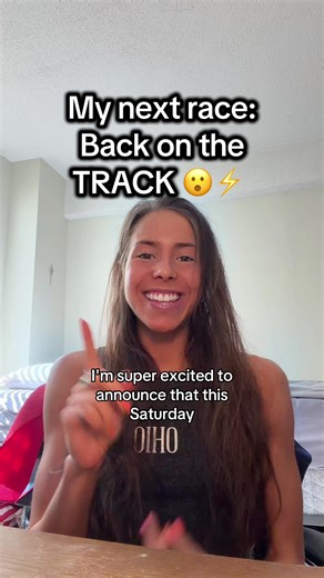 🔔 Back on the TRACK for the first time since high school 🤩 I know what you’re thinking… 1. Felicia, haven’t all your 2026 runs been on the treadmill? 2. You hardly do any speed work, though? 3. You haven’t worn spikes since you were 15? Yes, true points 😆 But If I may: why not step outside the comfort zone and into a world of blind belief in one’s own power? 💥 (also known as delusion ✨) While my eyes are still set on Boston, I figured another small taper to possibly pop this Saturday was too