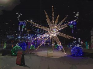 1.7K views · 38 reactions | The DDP installed 500,000 new lights in downtown Detroit ahead of the city's annual tree lighting to the tune of more than $375,000. Read up on tomorrow's festivities. https://www.crainsdetroit.com/events/60-foot-spruce-arrives-nov-16-tree-lighting-festivities-detroit | Crain's Detroit Business | Facebook