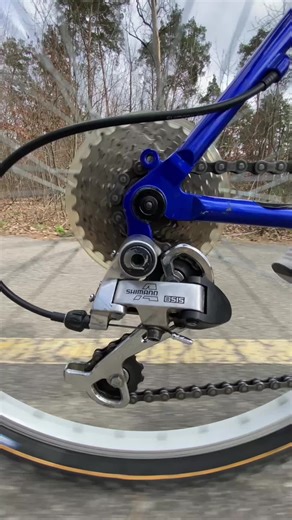 Vintage Shimano Alivio derailleur in action. Check out all my bike restoration videos on my YouTube channel (link in bio) #mtb #vintagebike #retrobike #90smtb #bikebuild #bikeservice #bikerestoration #bikerepair #restoration #bikemaintenance