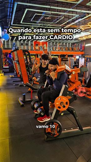 Treino HIIT na Escada: 20 Minutos de Cardio Intenso
