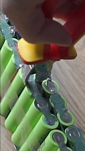 Battery Explosion Flame 18650 Cell Armed Mode ON