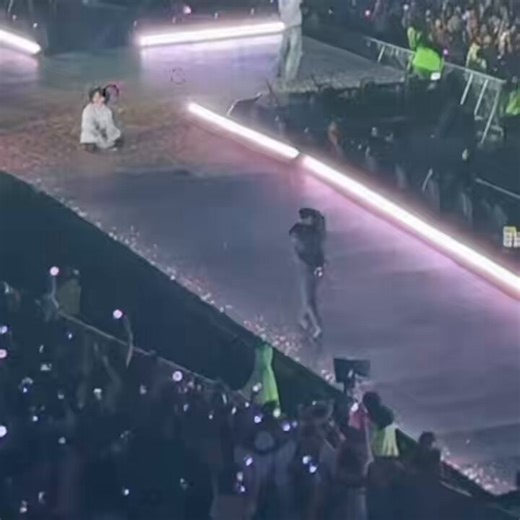 Look at Jungkook during Spring Day, sat on the floor, vibing the song melody, singing, feeling the comfort this song brings in the stadium .. our endearing golden star🥺