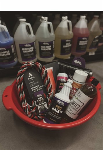 Don’t forget about your show cattle this Valentine’s Day, we have you covered with all the essentials!🐮 #weaverlivestock #sullivansupply #showcattle
