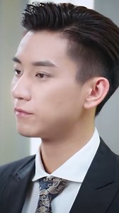 699K views · 10K reactions | President pretends to kiss her | #cdrama #ChineseDrama #love | 宠爱天堂 Love Paradise | Facebook