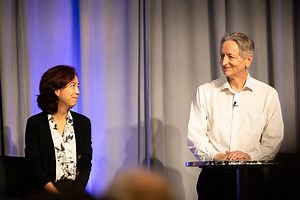 Geoffrey Hinton and Fei-Fei Li draw thousands to talk about responsible AI development