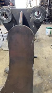 Another nice V Blade Mesquite Grubber for a JD 160 excavator 80mm pins , we finally got a big shipment of steel in today for other projects so I’ll probably spend all day tomorrow cutting out parts for up coming jobs then relax on Sunday. | Hebbronville Machine Shop