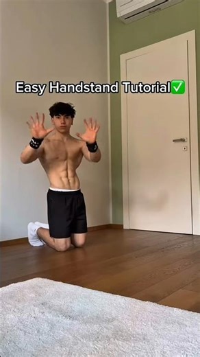 easy hand stand totorial💯 #foryou #short #viral #fitness #tranding
