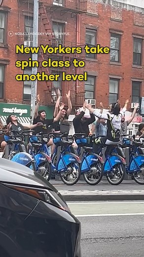 145K views · 224 reactions | A group of New Yorkers used docked Citi Bikes to take spin class  #reels #newyorkers #newyork #nyc #spin #spinclass #spinning #workout | In The Know Innovation | Facebook