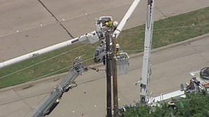 Oncor estimates power will be mostly restored by Friday evening: Here's the latest outage map