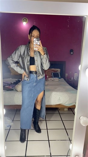 Sin pesetas pero con T3t@z #diy #denimskirt #diydenimskirt #tutorial #falda #faldademezclilla #ootd #trend #fashion #tianguis | Mariana Nails Uñas con Estilo