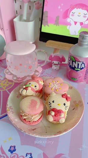 Delightful Kawaii Macarons for Your Sweet Cravings