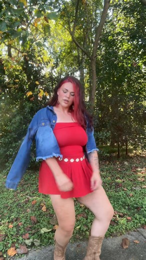 Gonna keep doing this dance until I manifest my dance partner 😁 | Tay Tay