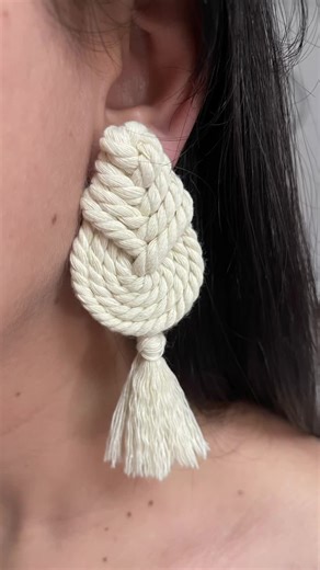 Nuevos pendientes macramé con estilo más formal y elegante #macrame #pendientes #pendientespersonalizados #macramelove #casasol @casasol @Bubu_Rose🌸🐕