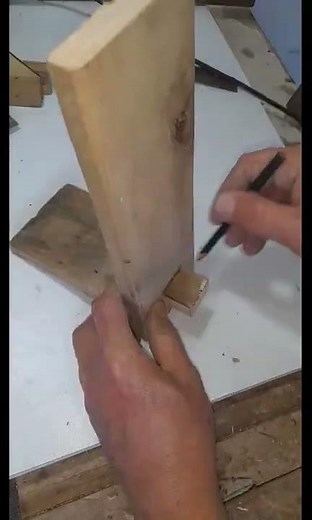 encaixe de madeira com cunha life hack dica rapida de marcenaria curso de marcenaria rustica #shorts