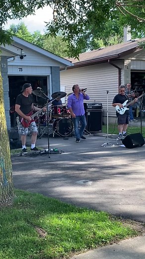 Driveway shows! #montyandthecrew #fypage #tragicallyhip #drivewayshow #canada