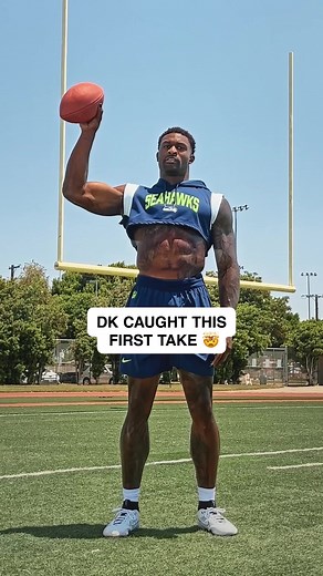 Thirst ballot hall of famer right here @DK Metcalf 😉