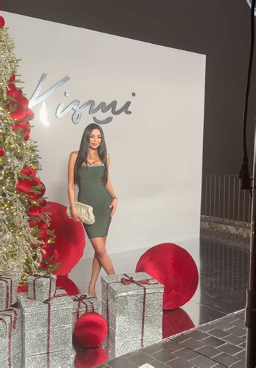 Top Red Carpet Looks to Celebrate the Holidays