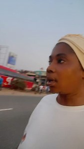 The driver of the tractor-trailer that crashed off the Achimota overhead bridge has been located & remarkably, he came out of the accident unscathed . | Gossips24 Avenue