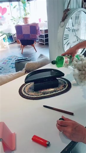 Inuit Cultural Heritage: The Qulliq Oil Lamp