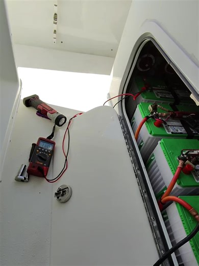 Boat Battery Diagnosis & Repair in Florida