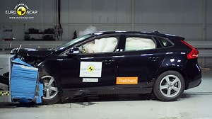 Nya Volvo V40 hyllas i Euro NCAP-krocktest