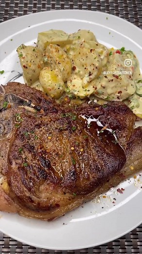 Best pan fried steak recipe that is easy, quick, and gives you perfect pan seared skin, tender and juicy inside. Happy Cooking. #SAMA28 #TasteOfSunshine #TasteOfSunshine