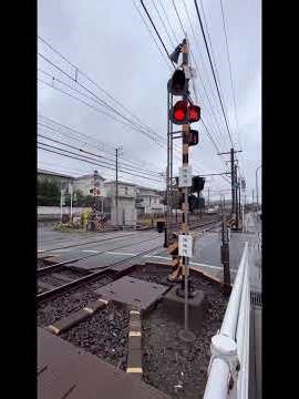 京成本線船橋競馬場第3号踏切（千葉県船橋市）_Keisei Main Line (Chiba, Funabashi)