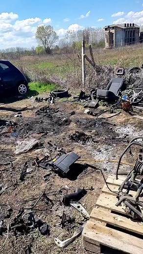 Dismantling Vehicle Parts: A Detailed Process Overview