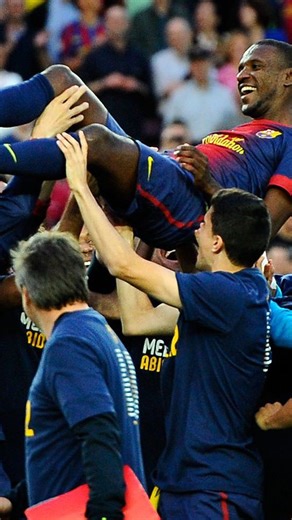 ファイトニュースジャパン | ⚽️ 2度のがんとの闘い—— 命さえ危ぶまれた日々の中で、彼は希望を捨てなかった。 支えてくれた仲間、家族、そしてサッカーへの愛。 そのすべてが、彼を再びピッチへ導いた。 これはただの復帰ではない。 💪「人生に負けなかった男」の物語だ。 #サッカー #futebol... | Instagram