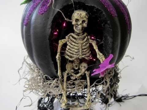 Posing and Bending Plastic Skeletons ~ Featuring Miriam Joy