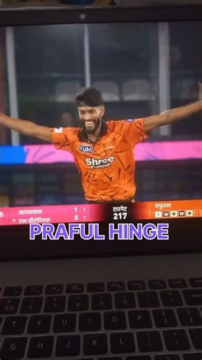 Praful Hinge Bowling 🏏 One Over in Three wicket 😯 #yznxfact #prafull hinge