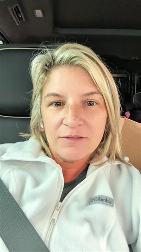 Imagine a sewing machine that doesn’t make beginners cry. I have ideas. 😌🧵 #sewing #beginnersewing #diy #crafty #tamijones | Tami Jones • Hometown Quilt Company, LLC