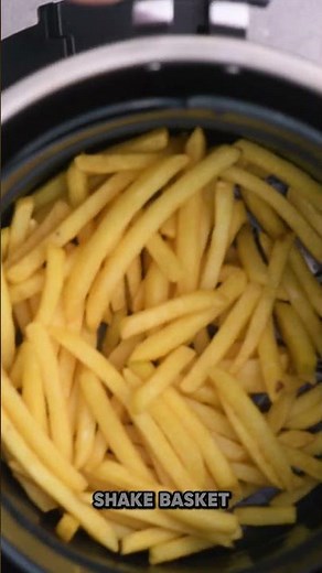How to make air fryer french fries | Crispy & easy recipe 🍟