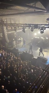 East Moline. We loved spending the night with you. Thank you for making our stay quite lovely !! See you soon. LOVE. ❤️⁣ ⁣ ⁣ 🎥: @leahcafarelli⁣ #stonetemplepilots⁣ | Stone Temple Pilots