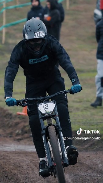 Exciting Downhill MTB Race in Chile