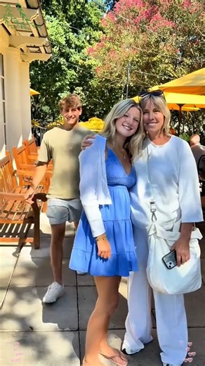 ShockaLad on Instagram: "Long distance couple meeting surprise#longdistance #meeting #fyp #foryou #funny"