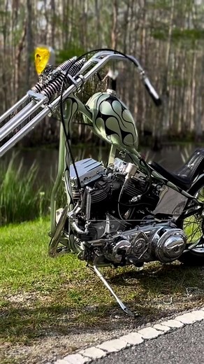 Vintage Panhead Chopper Showcase