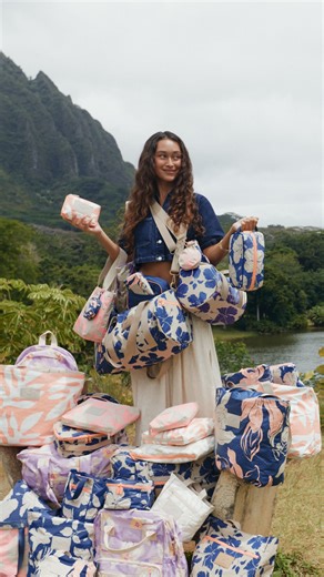 ALOHA Collection on Instagram: "ALOHA Spring is here! 🌺 NEW tropical prints, bright color, and all the island vibes you’ve been waiting for. #alohacollection #travellightwithus #splashproof"