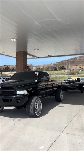 Explore the Latest 2nd Gen Jet Boat this Summer