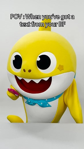 26K views · 200 reactions | Nothing brightens the day like a text from your bestie!!  #BabyShark #Pinkfong #BabysharkPhone | Baby Shark | Facebook