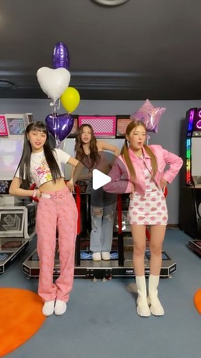 ITZY | [ #TwentyChallenge ] #ITZY #Twenty #Yeji #Lia #Ryujin ITZY #Twenty Video | The 1st Fan Meeting 🎮 https://fb.watch/ch8S1VH_90/ | Instagram