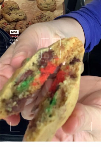 these Rainbow 🌈 🍪 chocolate chip cookies are insanely good #dessert #snacktime #snack #movienight #baking